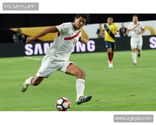 足球明星射门技巧深度解析视频带你领略射门艺术的魅力与精髓